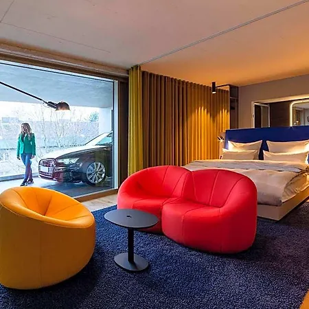 B'mine Hotel